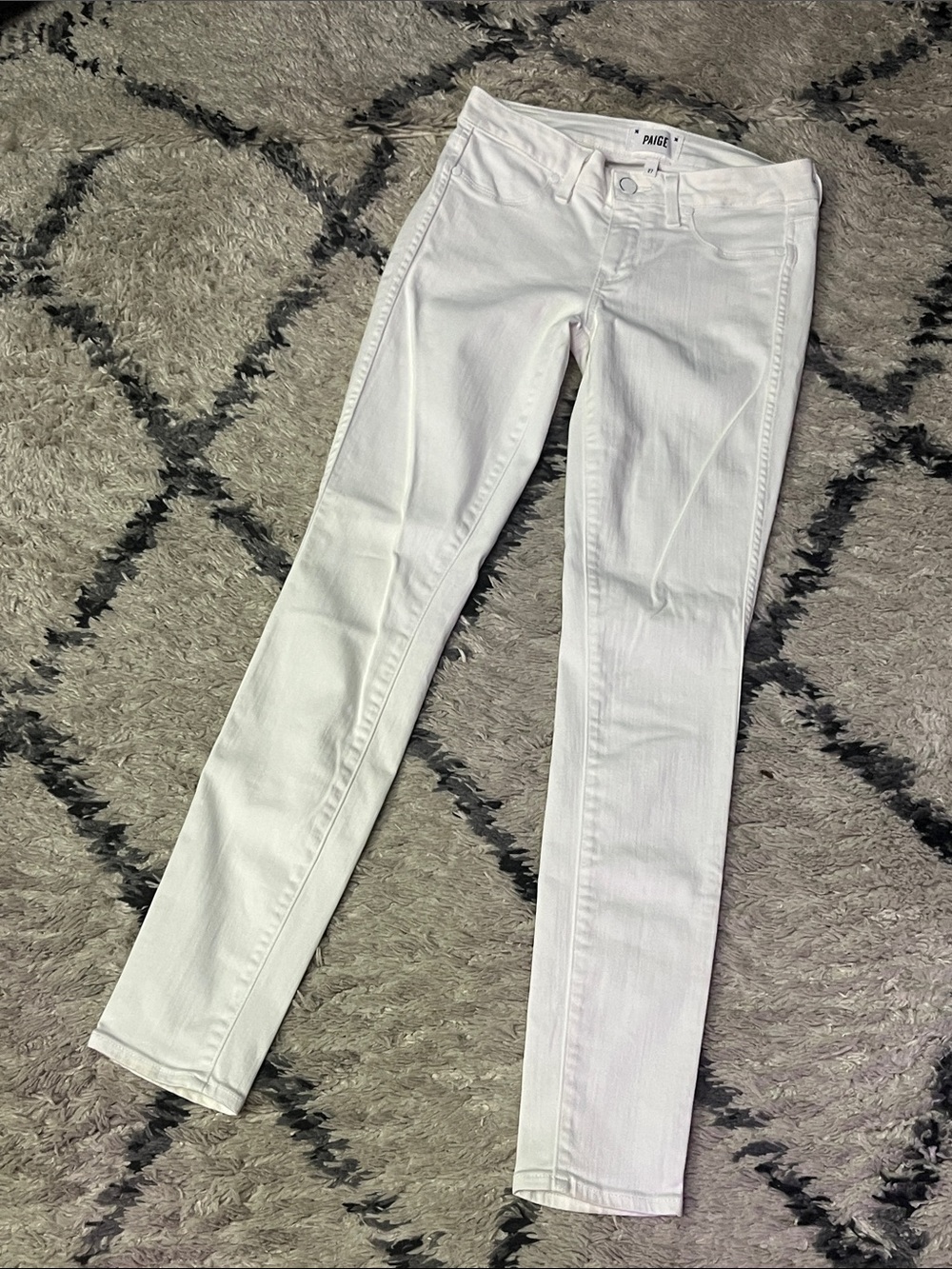 PAIGE Verdugo Ultra Skinny White Jeans Size 27 NWOT - Picture 2 of 11